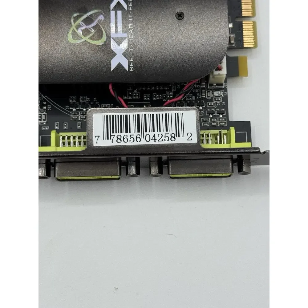 XFX GeForce 6800 XTreme 128MB DDR3 PCI-E Graphics Card Dual DVI TV Out READ DESC